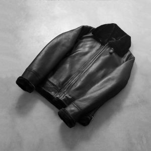 Men’s Black Sheepskin Leather Bomber Jacket – Fur Lined, Buckled Collar, Warm